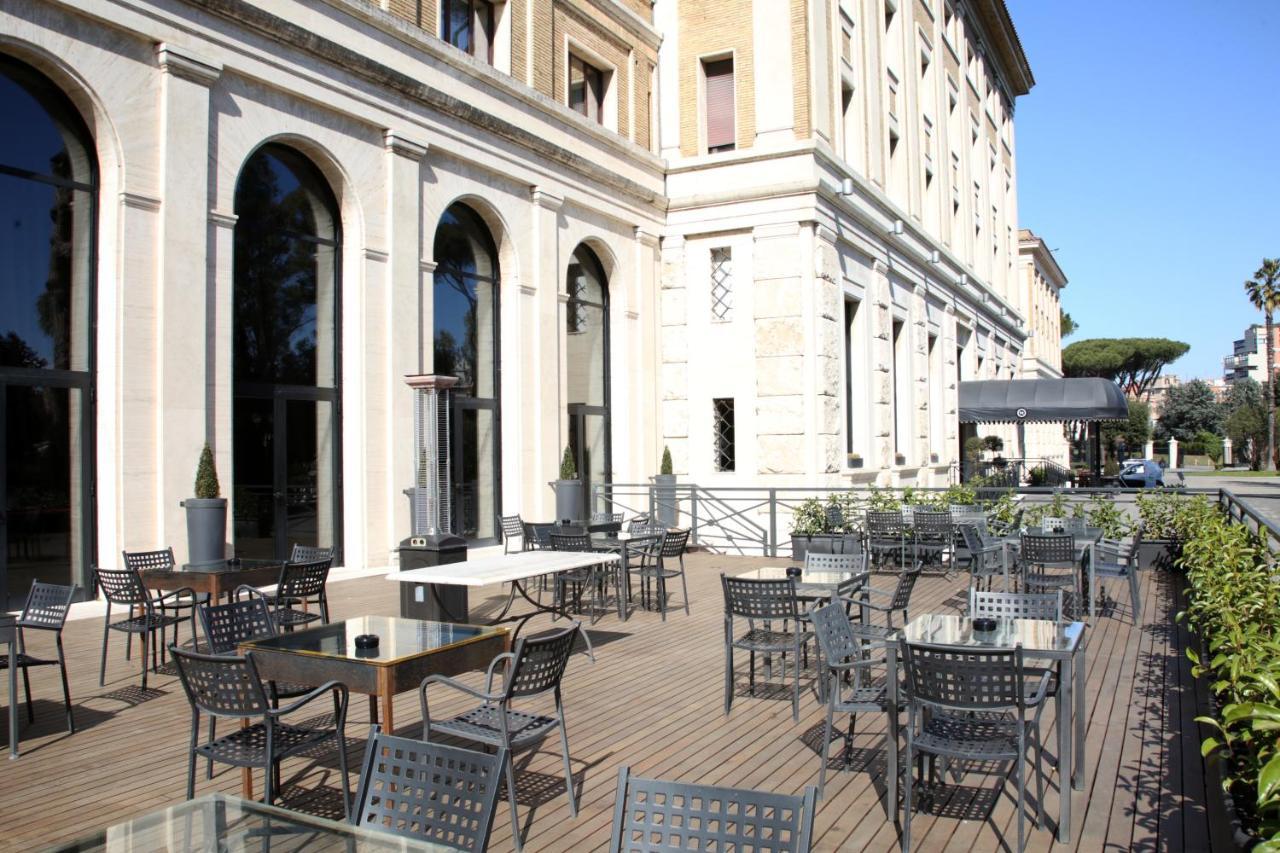 Th Roma - Carpegna Palace Hotel Exterior photo