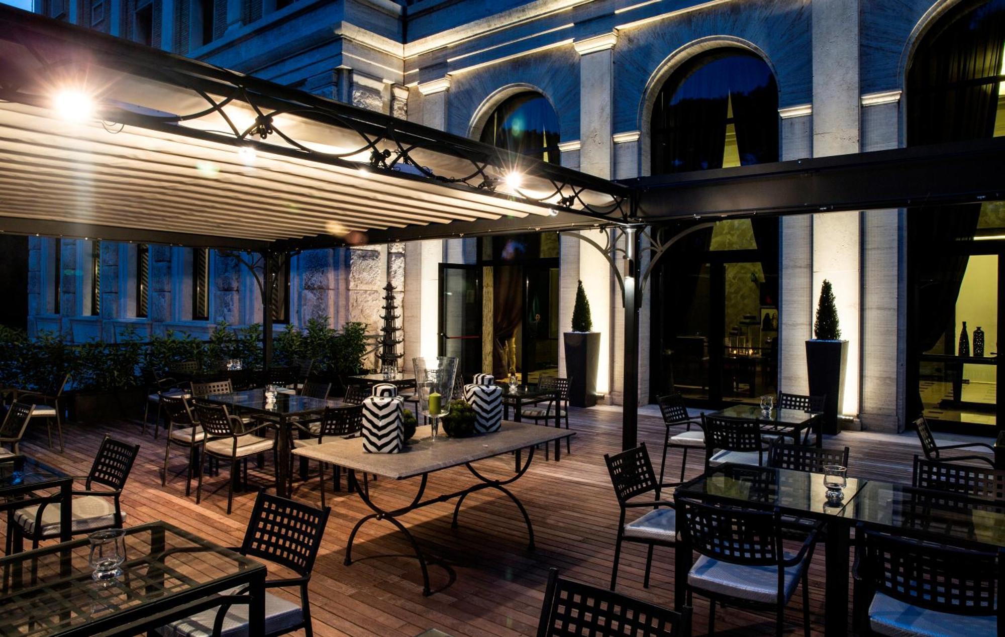 Th Roma - Carpegna Palace Hotel Exterior photo